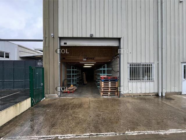 Local Commercial location à Mantes-la-Jolie, Epône