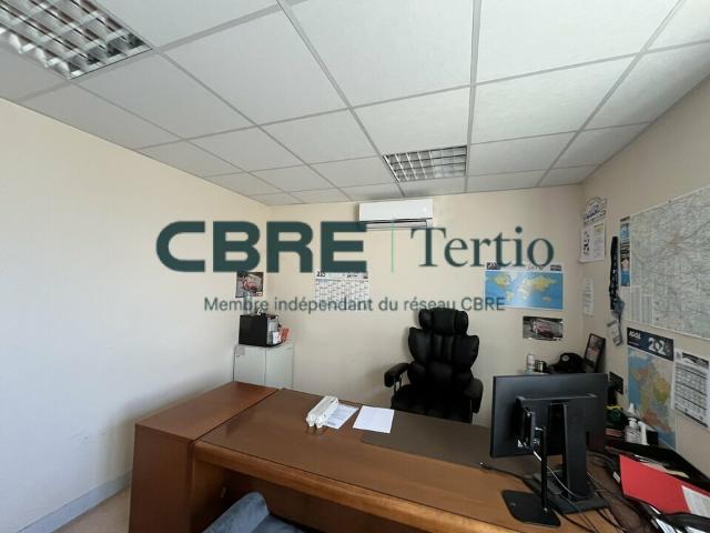 Local Commercial location à Tours, Fondettes