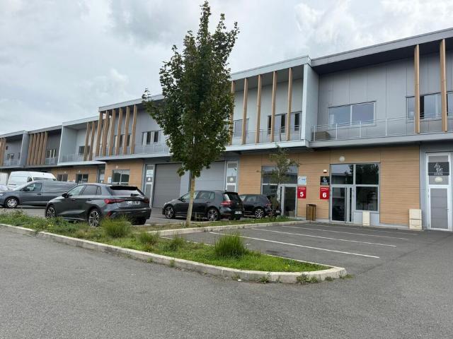 Local Commercial location à Les Carreaux, Frépillon