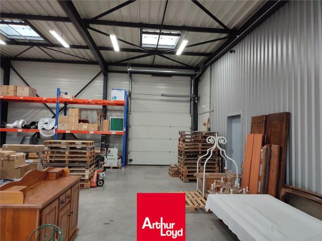 Local Commercial vente à Bourg-en-Bresse, Trévoux