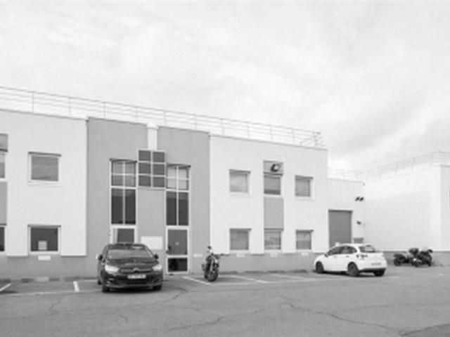 Local Commercial location à Nanterre, Gennevilliers