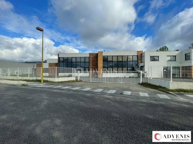 Local Commercial location à Bordeaux, Gradignan