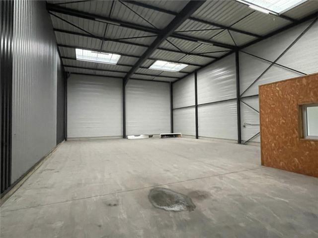 Local Commercial location à Évreux, Guichainville