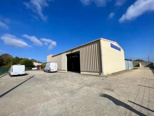 Local Commercial location à Évreux, Evreux