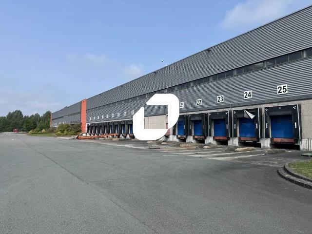 Local Commercial location à Houplines, Nord