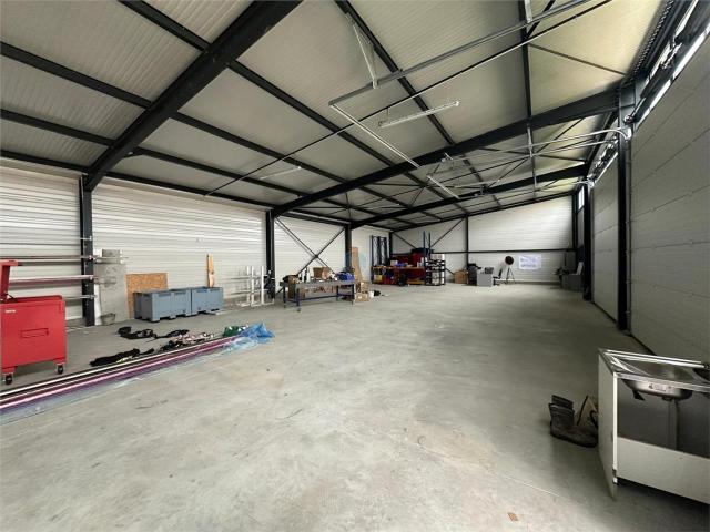 Local Commercial location à Chartres, Janville