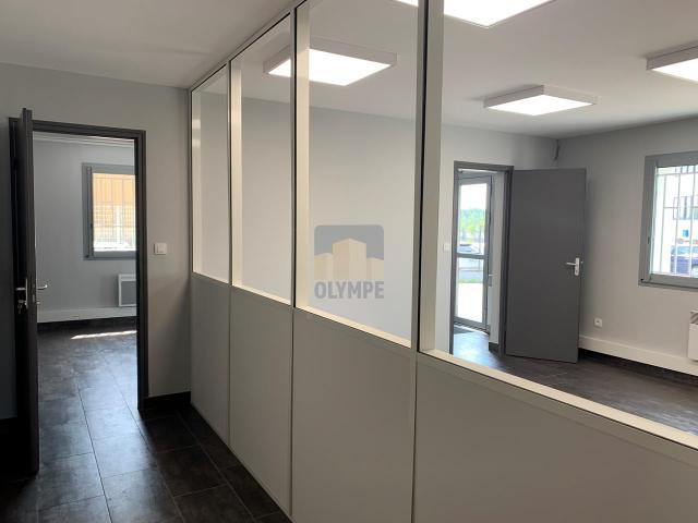 Local Commercial location à Nantes, La Chapelle-sur-erdre