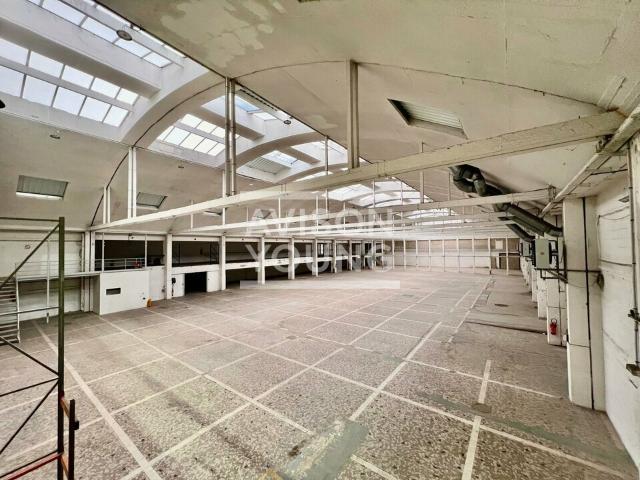 Local Commercial location à Saint-Denis, La Courneuve