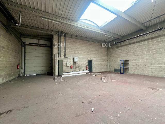 Local Commercial location à Saint-Denis, La Courneuve
