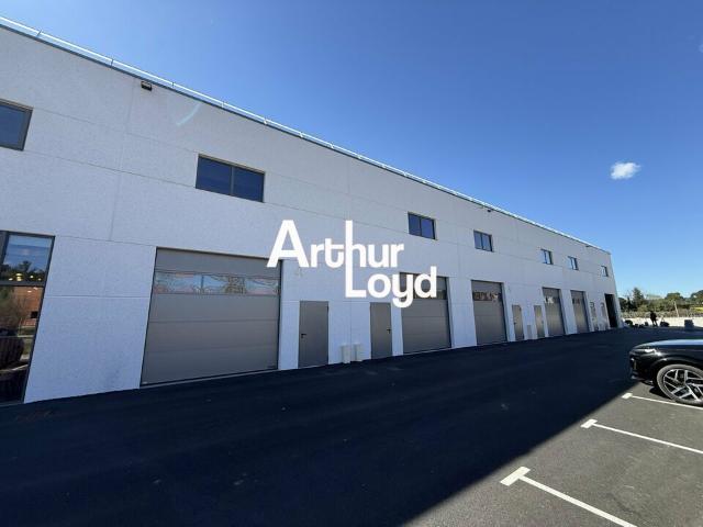 Local Commercial location à Arrondissement de Draguignan, La Motte
