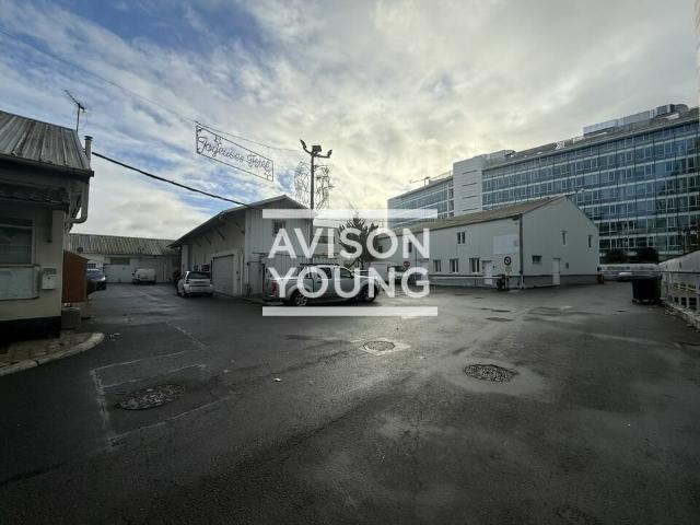 Local Commercial location à Saint-Denis, Saint-denis