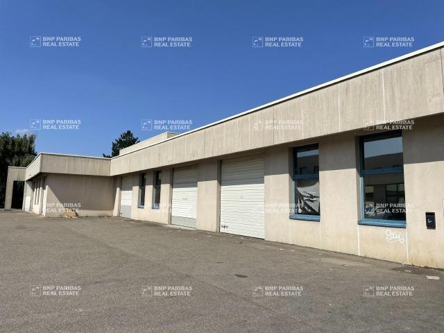 Local Commercial location à Rambouillet, La Verrière