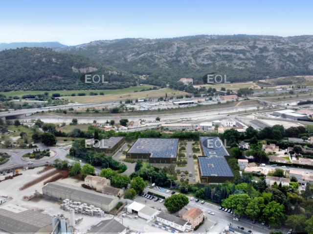 Local Commercial location à Aix-en-Provence, Lamanon