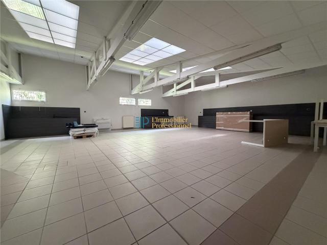 Local Commercial location à Lorient, Bretagne