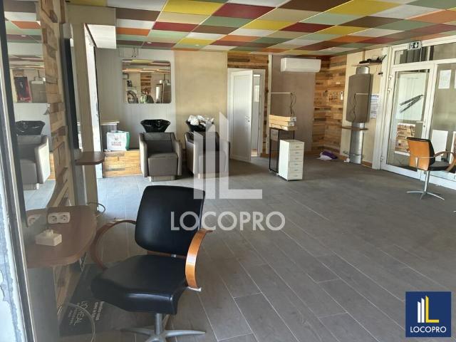 Local Commercial location à Arrondissement de Draguignan, Le Muy