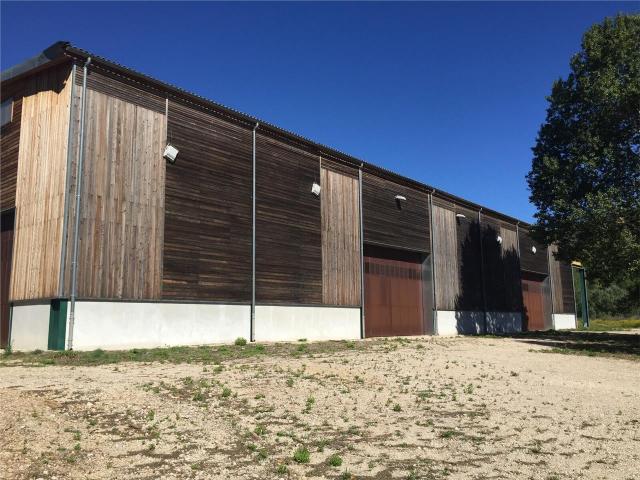 Local Commercial location à Brignoles, Le Val