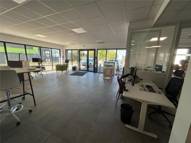 Local Commercial location à Nantes, Les Sorinières
