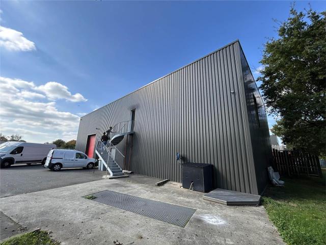 Local Commercial location à Nantes, Les Sorinières