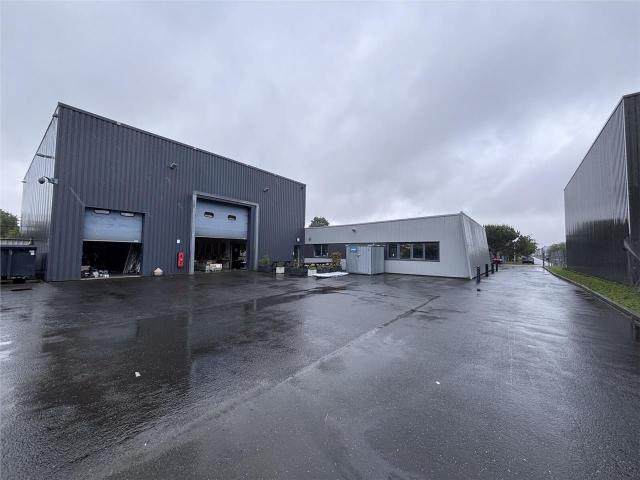 Local Commercial location à Nantes, Les Sorinières