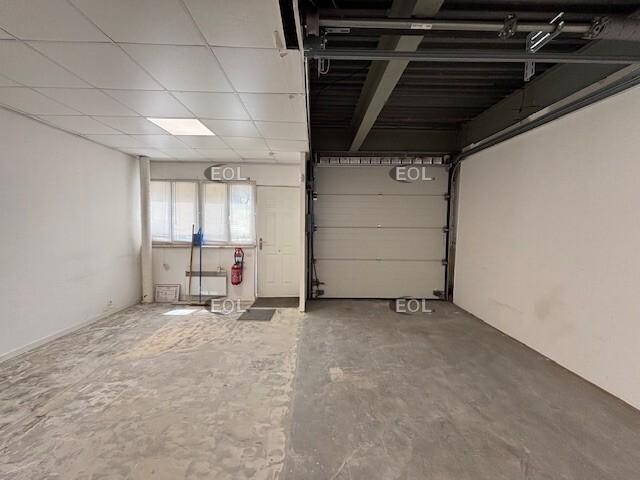 Local Commercial location à Palaiseau, Les Ulis