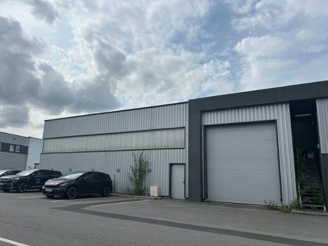 Local Commercial location à Lille, Lesquin