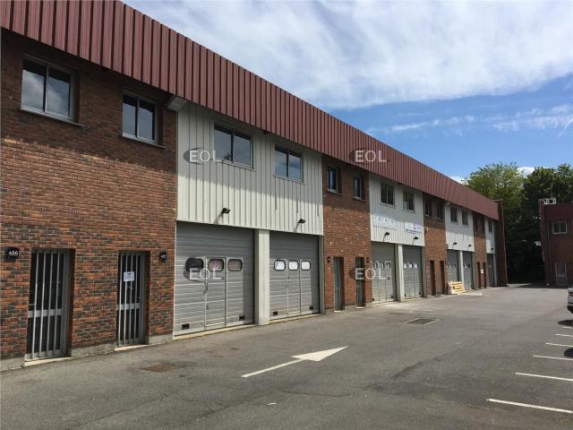 Local Commercial location à Lisses, Essonne