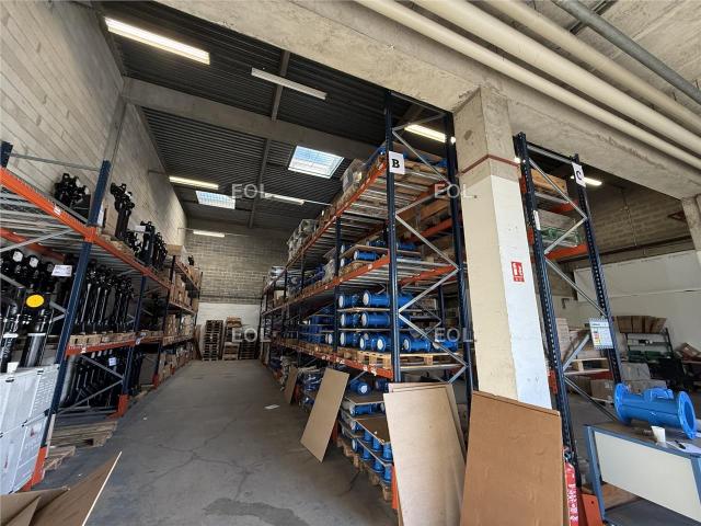 Local Commercial location à Torcy, Lognes