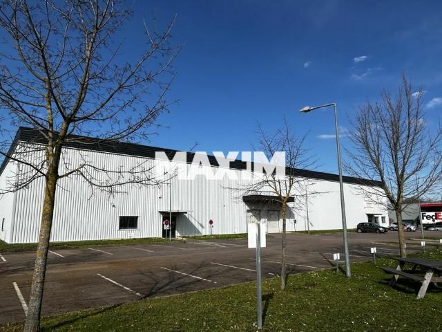 Local Commercial location à Dijon, Longvic