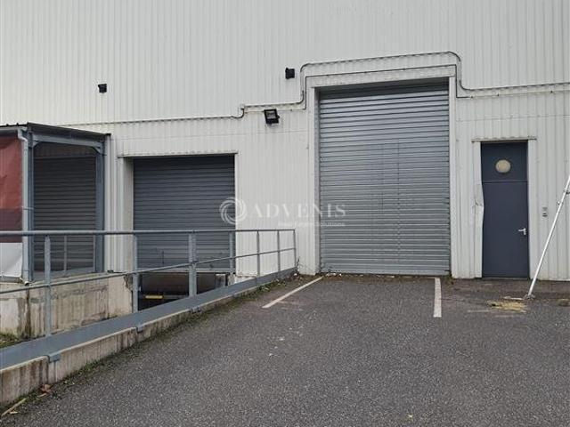 Local Commercial location à Nancy, Ludres