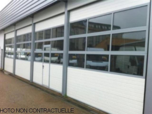 Local Commercial location à Roanne, Mably