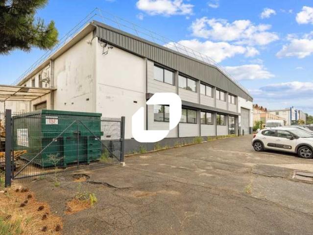 Local Commercial location à Palaiseau, Morangis