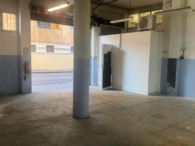 Local Commercial location à Marseille