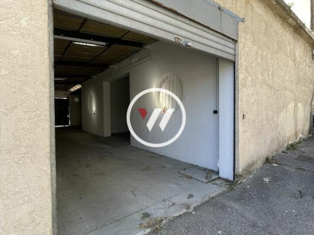 Local Commercial location à Marseille
