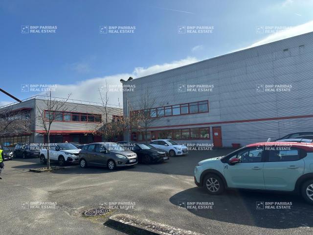 Local Commercial location à Rambouillet, Maurepas