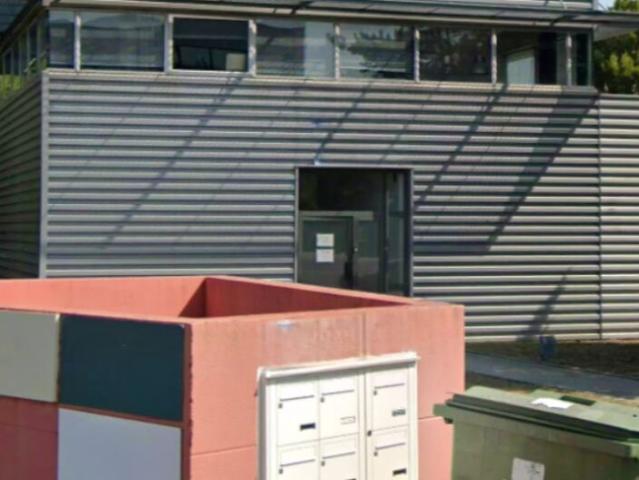 Local Commercial location à Bordeaux, Mérignac