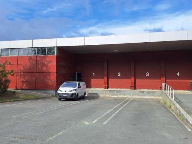 Local Commercial location à Bordeaux, Mérignac