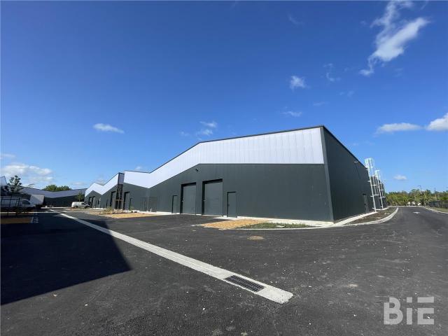 Local Commercial location à Bordeaux, Mérignac