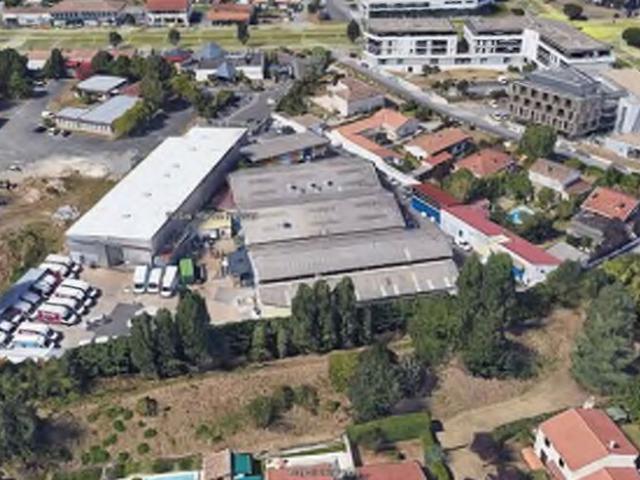 Local Commercial location à Bordeaux, Mérignac
