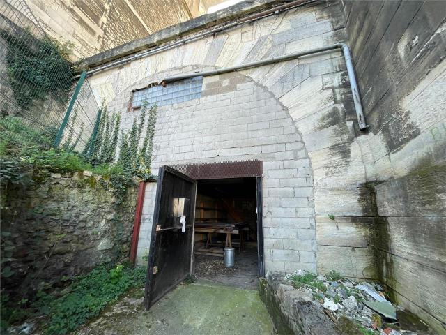 Local Commercial location à Boulogne-Billancourt, Meudon