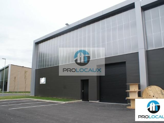 Local Commercial location à Parc d'activités de Nogent-sur-Oise, Villers-Saint-Paul