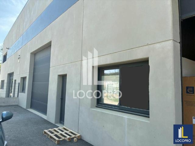 Local Commercial location à Arrondissement de Draguignan, Montauroux