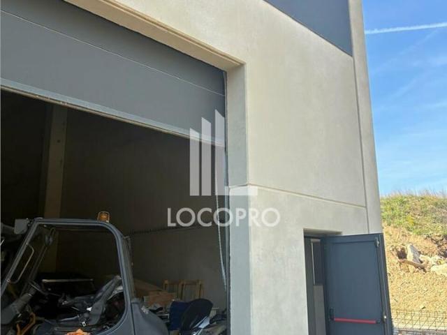 Local Commercial location à Arrondissement de Draguignan, Montauroux