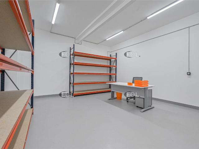 Local Commercial location à Bobigny, Vaux-montreuil