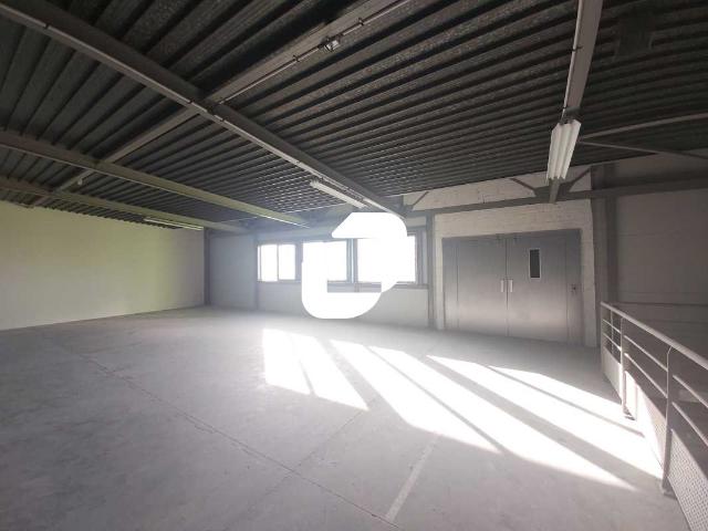Local Commercial location à Palaiseau, Morangis
