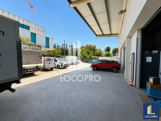 Local Commercial location à Grasse, Mougins