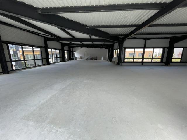 Local Commercial location à Nanterre