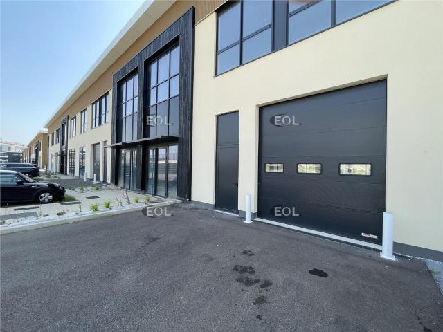 Local Commercial location à Nanterre