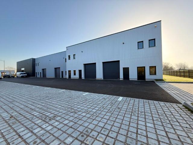 Local Commercial location à Beauvais, Oise