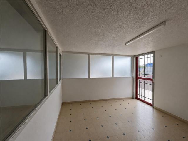 Local Commercial location à Clermont, Neuilly-sous-clermont