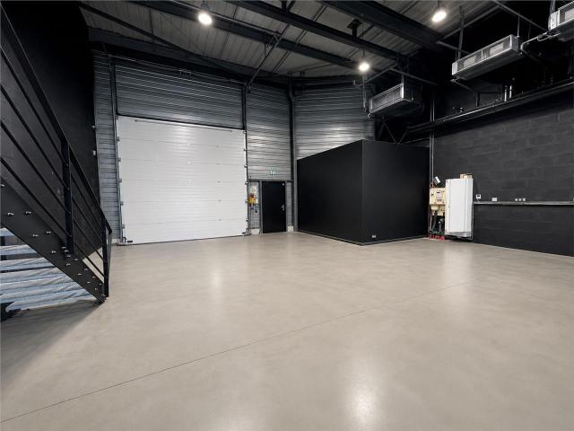 Local Commercial location à Nantes, Orvault